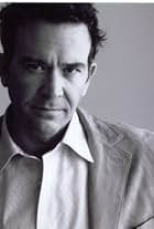 Photo of Timothy Hutton