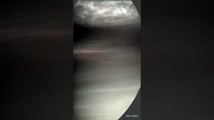 Curiosity descubre nubes de colores flotando sobre Marte