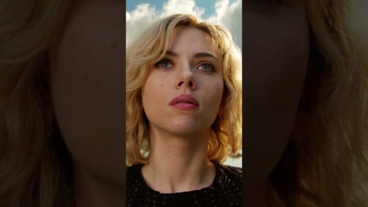 Lucy descubre un dinosaurio: El enigma de los viajes en el tiempo