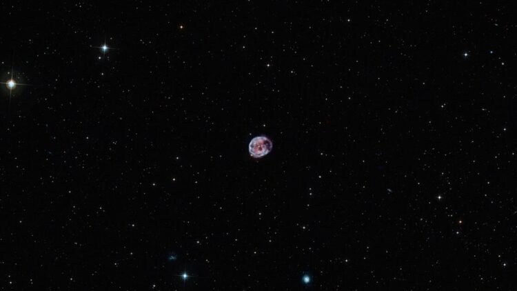 Zooming in on the Skull Nebula